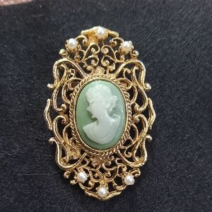 Elegant Gold and Green Cameo Brooch
